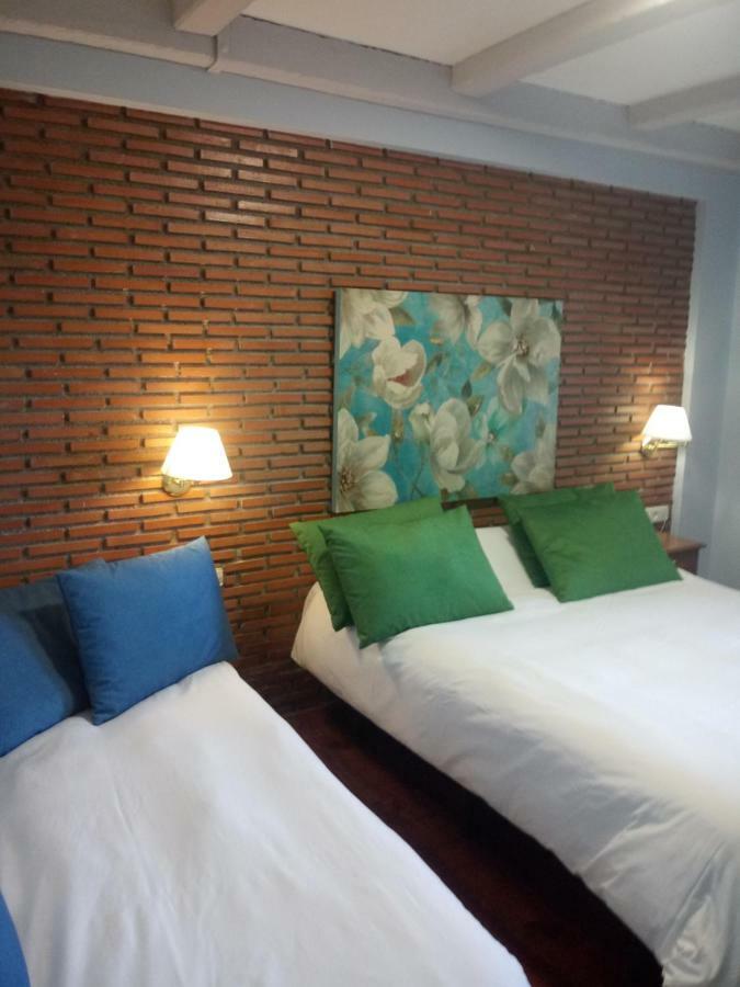 Hotel El Guerra เกวคาร์-เซียร์รา ภายนอก รูปภาพ