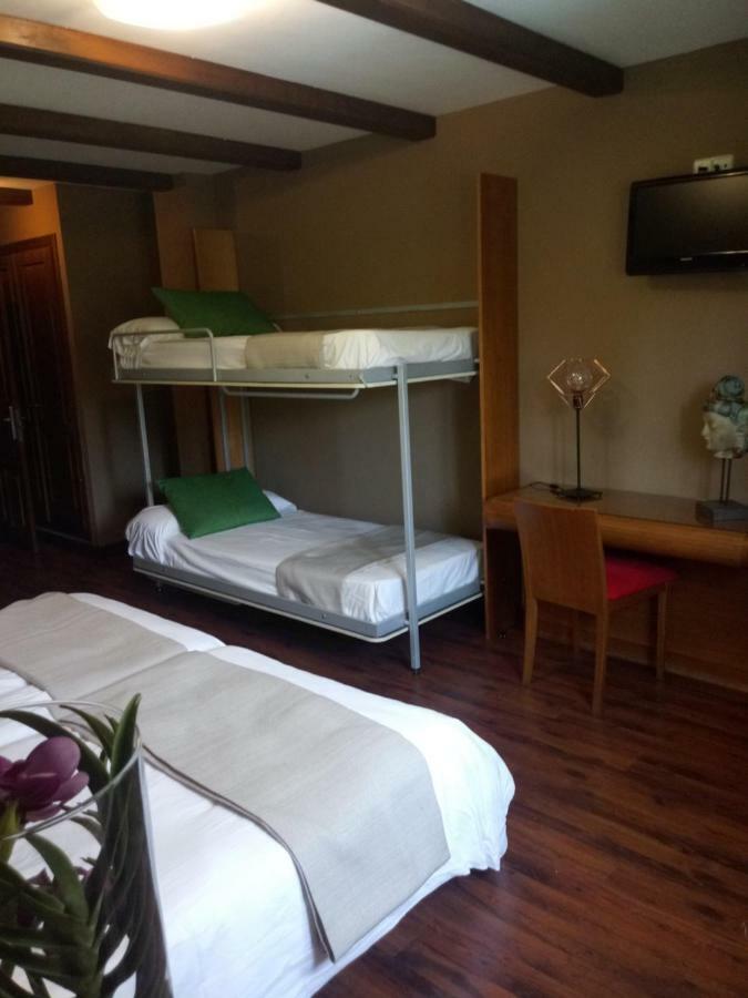 Hotel El Guerra เกวคาร์-เซียร์รา ภายนอก รูปภาพ